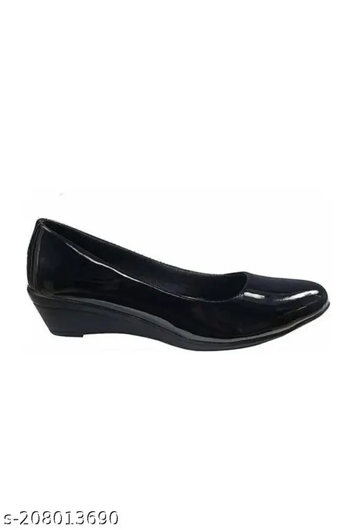 Stylish black synthetic ballerinas for women - Slip-on ballet flats, value for money