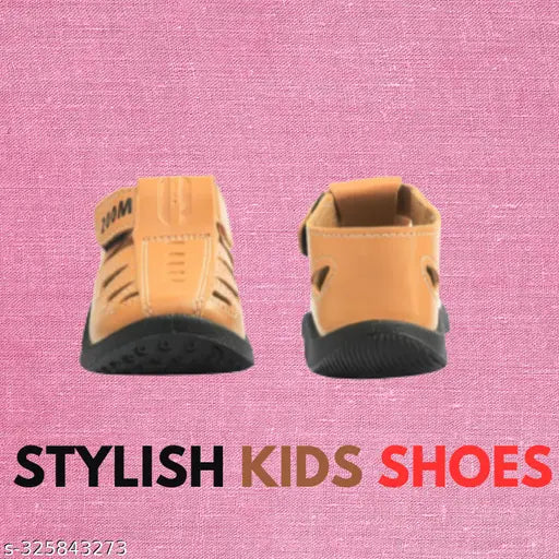 Stylish PVC unisex sandals for kids (ages 3 months - 5 years), featuring perforations and Velcro fastening, ideal for casual wear in various sizes