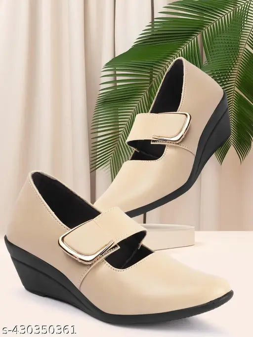 Romds Side Valcro Comfortable & Stylish Formal Light Weight Wedge Bellies for Girls and Women belly