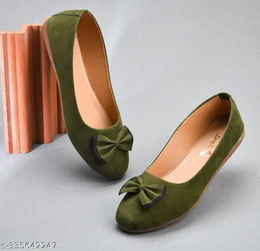 Dark green velvet flats with black bow details