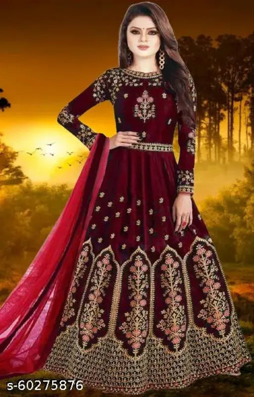 Taffeta silk embroidered Abhisarika attractive gown, three-quarter sleeves, free size (bust 42in, length 58in)
