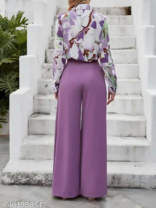 Colorblocked Lycra long sleeve top and bottom set for women, trendy latest fashion on model