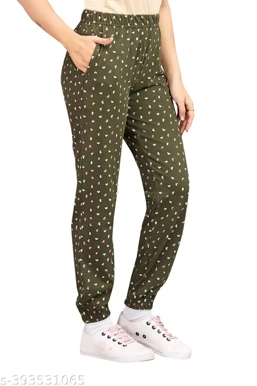 Ladies jogger pack of 3 in black floral print with elastic waist