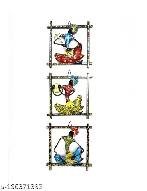 Handpainted metal showpiece set of 3, handcrafted Rajasthani Langa musician wall art, Indian artifact for home decor & gifts, size: 9.5x9.5x2.5 inches