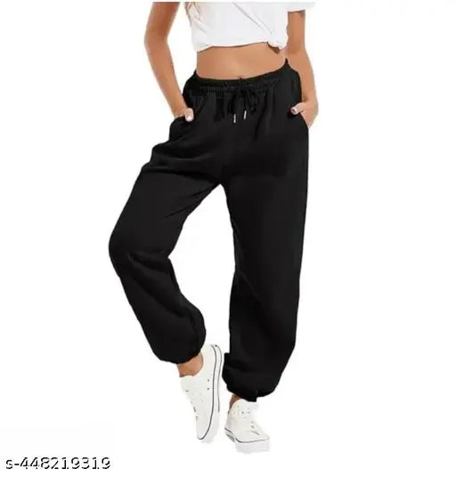 Black sweatpants, cropped, elastic waistband, drawstring side pockets
