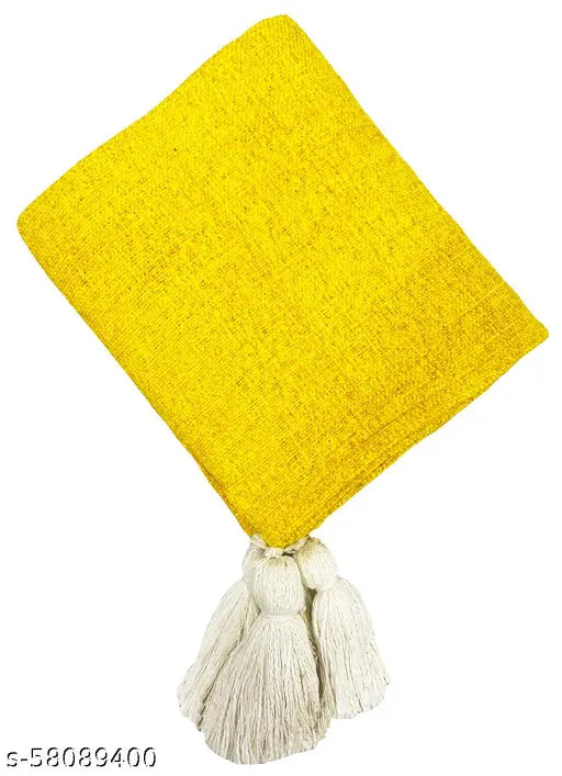 Yellow soft blanket with fringe, approximately 140 x 170 cm