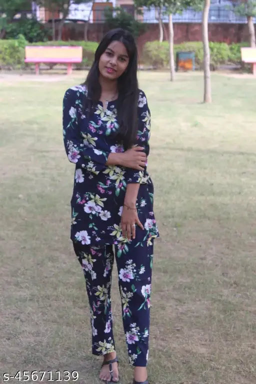 Women's rayon nightsuit with printed net pattern, comfortable and stylish pyjamas for sleep