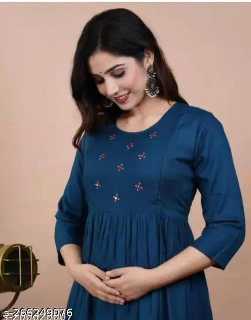 Rayon maternity gown with zip, solid-colored Anarkali kurti for breastfeeding women