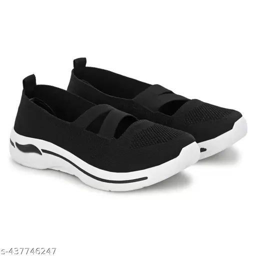 Soft belly for women in stylish black, made of comfortable fabric