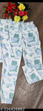 Tie-dye Lycra T-shirt set with short sleeves, printed pattern on display rack