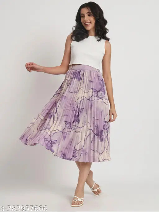Elegant print midi skirt with flared hem and side pockets, perfect for casual or dressy occasions