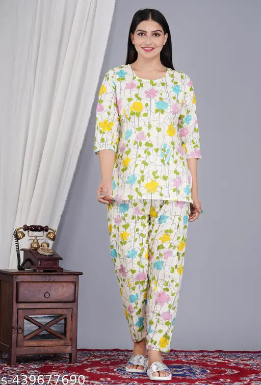 Women's cotton printed night suit set top and pajama set, three-quarter sleeves in vibrant pattern, Made in India