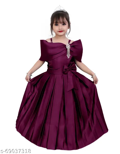 Long purple party dress for girls with ruffle detailing and pleats, high quality western wear for girls events 2023 latest fashion