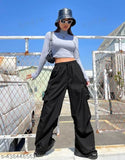 Black high-waisted cargo pants for girls