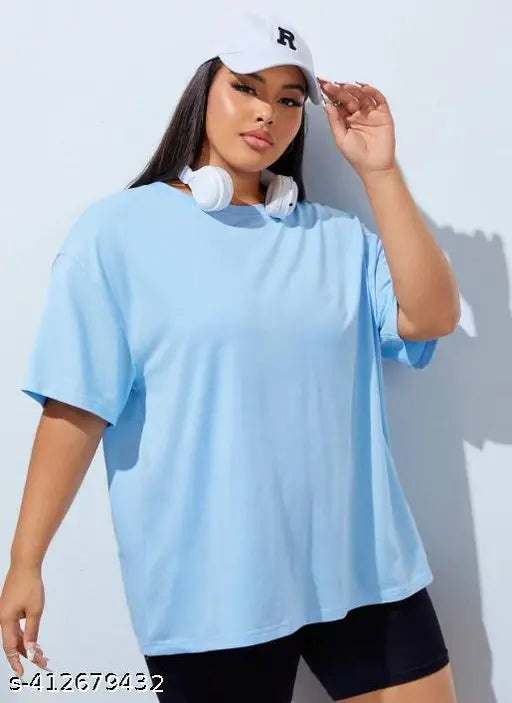Oversized round-neck t-shirt in solid color, plain, for women and maternity wear