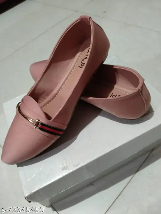 Stylish synthetic leather belly band, comfortable slip-on for pregnancy - India made