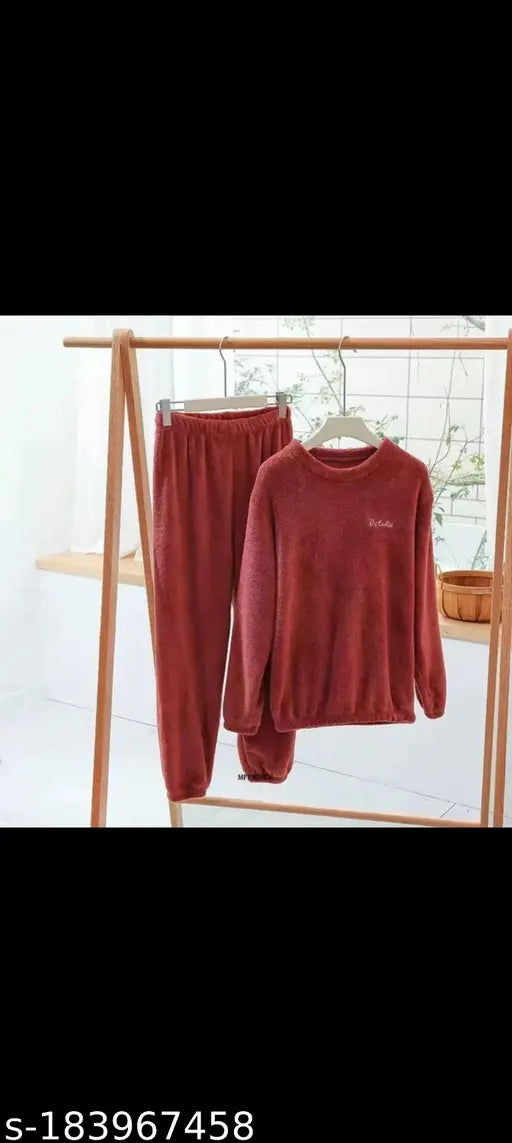 Wool maroon nightsuit set, long-sleeved tshirt and pyjama pajamas with printed pattern, single size M (India)