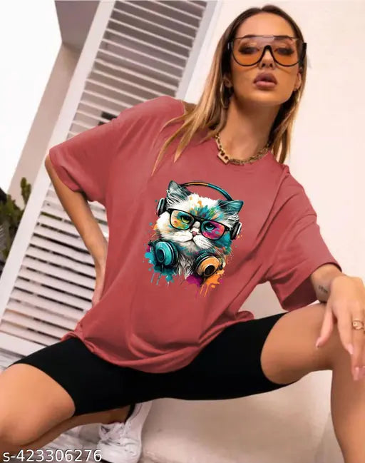 Fashionable women's printed oversized round neck T-shirt, red