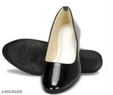 Ballerina shoes, black leather with black soles, women's fashion
