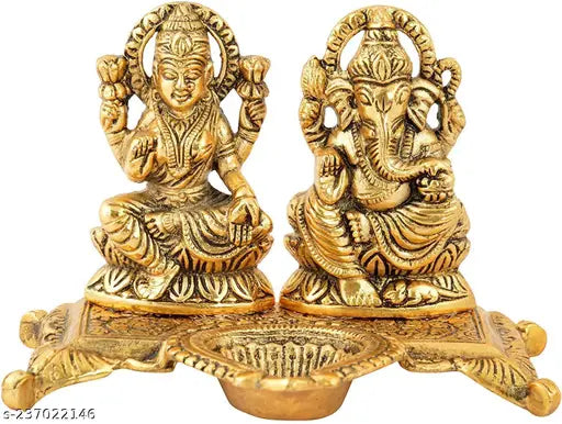Gold handcrafted Ganesha Lakshmi Idol, 35 inches height, home decor for Diwali or religious gifting