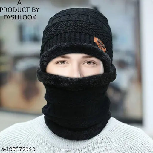 Black wool balaclava, fur-patterned cap with face cover, onesize from India