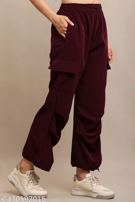 Stylish navy blue cargo pants with pockets and zip closure