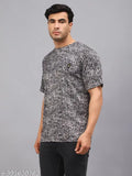 Stylish men's cotton blend half sleeve checked T-shirt, modern design in regular fit