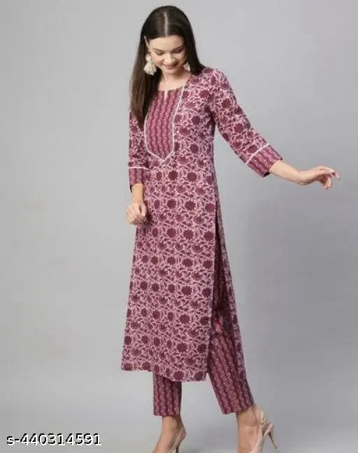 Printed cotton kurta pants set for women, three-quarter sleeves, Indian traditional attire