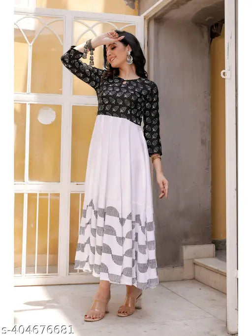 Women's Rayon Anarkali Maternity Feeding Kurti, vibrant print, breathable rayon, three-quarter sleeves, convenient zipper, India