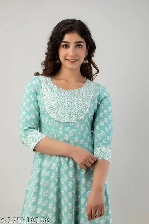 Printed lace flared kurta in light blue for women, S36-M38-L40-XL42-XXL44-3XL46-4XL48-5XL50, V neck style, 100% cotton