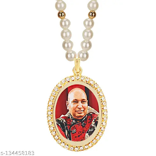 Handcrafted Guruji Swaroop photo car figurine, religious idol from Indo Trends, Indian artisan-made dashboard ornament