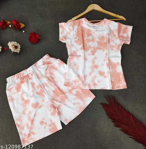 Handmade pink tie-dye cotton t-shirt & shorts set with pockets, soft and comfy for women's activewear or casual collection, made in India