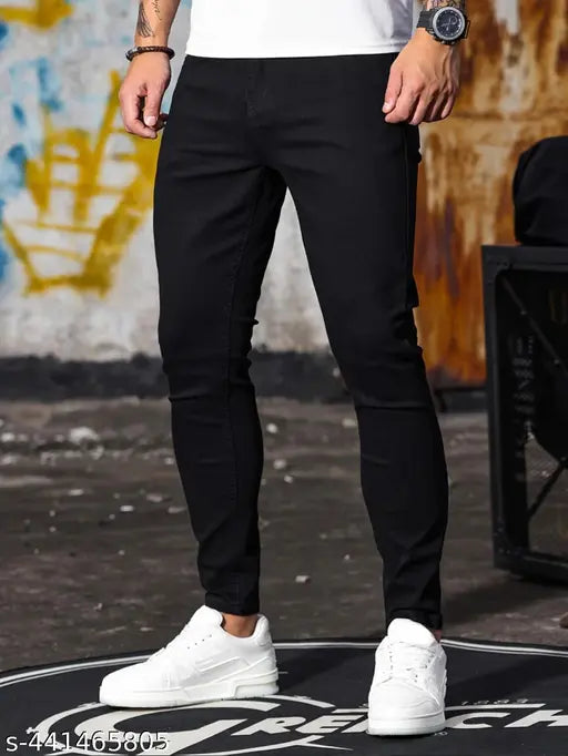 Men's solid black slim-fit denim jeans