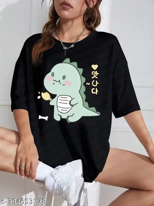 Oversized black t-shirt with lavender graphic, baggy style, women's casual fashion