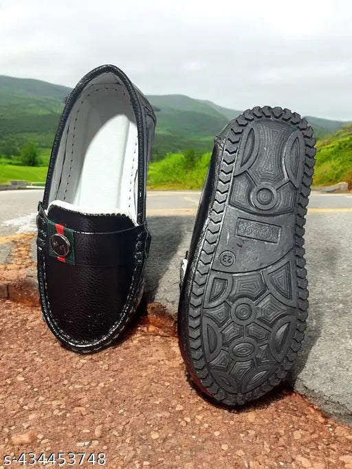 Trendy kids boys black loafer with velcro closure