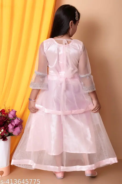 Exquisite, embroidered long-length net lehenga for girls in 6-9 years, semi-transparent net fabric, 3/4 sleeves, India origin