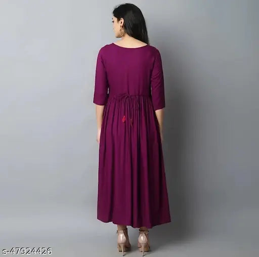 Long, magenta rayon womens kurta with embroidery detailing