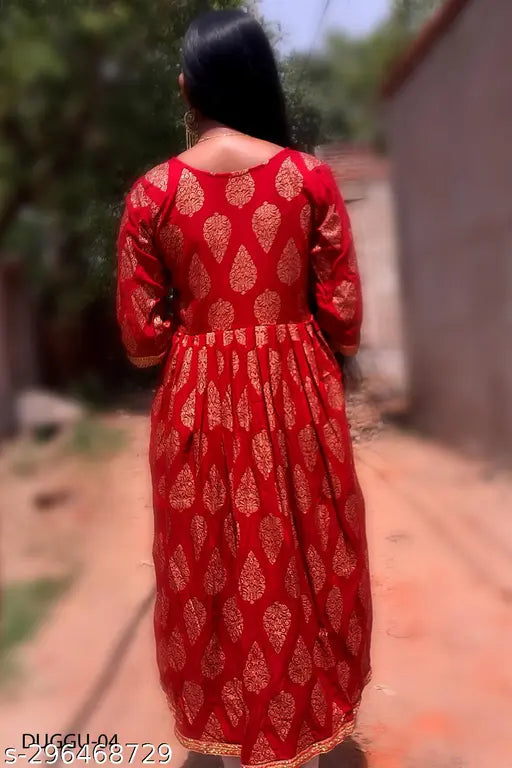 Charvi Graceful Red Kurti with flared hem and short sleeves