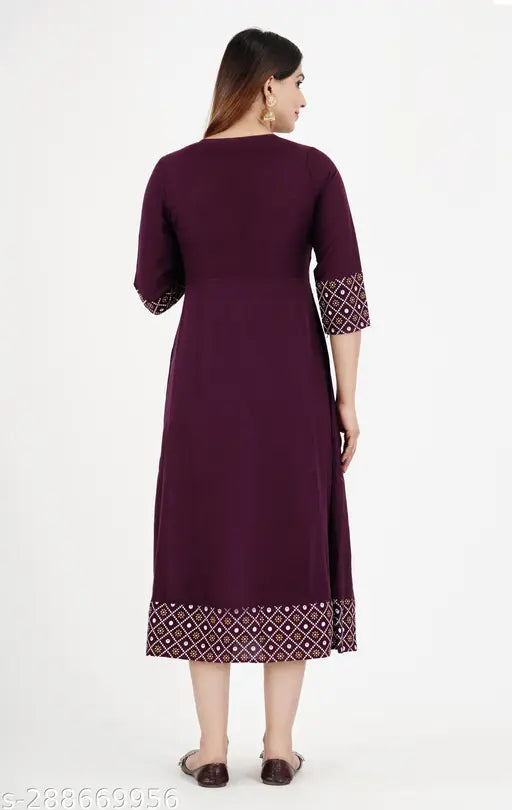 Maroon printed flared kameez with long sleeves and flared hem
