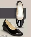 Synthetic leather women's bellies or ballerinas - trendy, comfortable, slip-on shoes in attractive colors & designs. Made in India