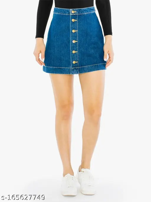 Denim skirt with yellow buttons