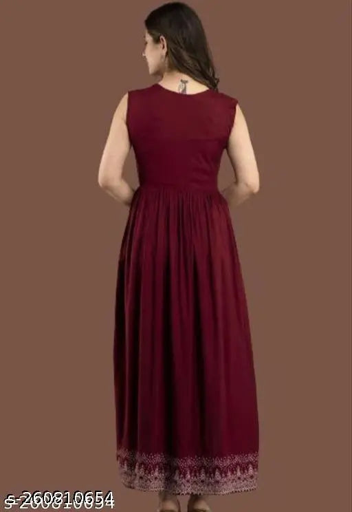 Rayon printed maroon straight Nayra cut kurti for women/girls - embroidered, sleeveless, classic & trendy, India