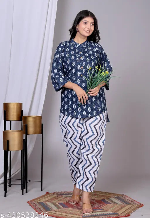 Printed cotton girls nightwear pyjamas set, various sizes M-XXXL from India