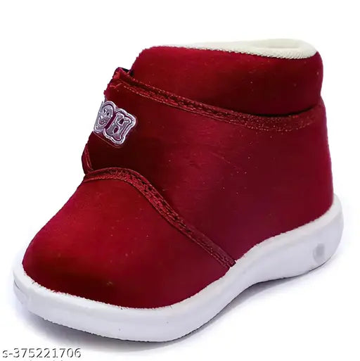 Red Velcro children's shoes with Chuchu sound