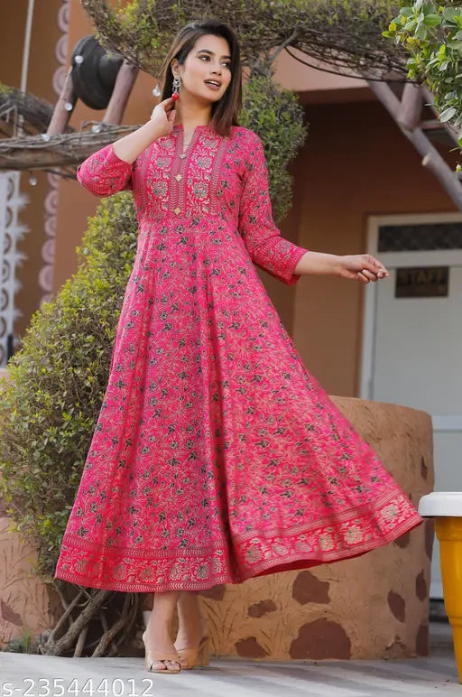 Party wear rayon kurta with three-quarter sleeves, printed combo for women's fashion. Women's party kurti on mannequin, rayon fabric