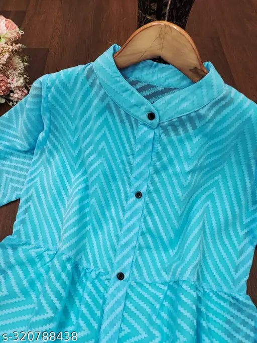 Georgette woven jacket kurta, three-quarter sleeves, vibrant Indian fashion on display - S (36 in bust)