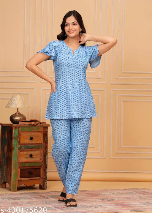 Women's rayon printed night set suit soft nightdress for women and girls, trendy co-ord set with high demand