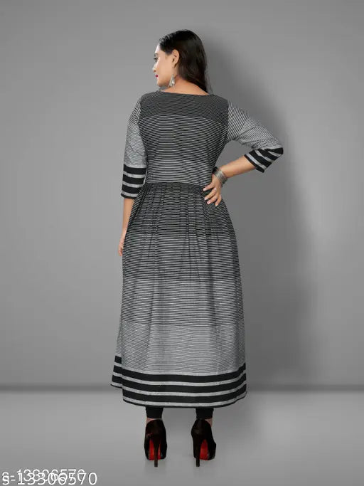 Women's cotton flared stripe kurti, three-quarter sleeves, single-size options available from M to XXXL, Indian origin