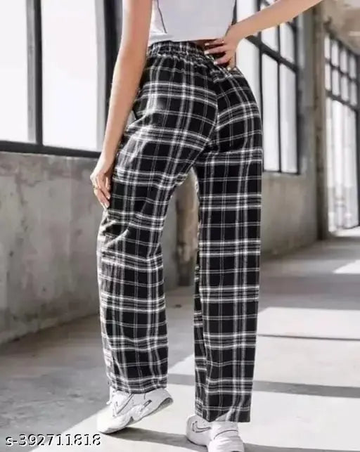 Black and pink checkered women's trousers, pack of 2, medium length