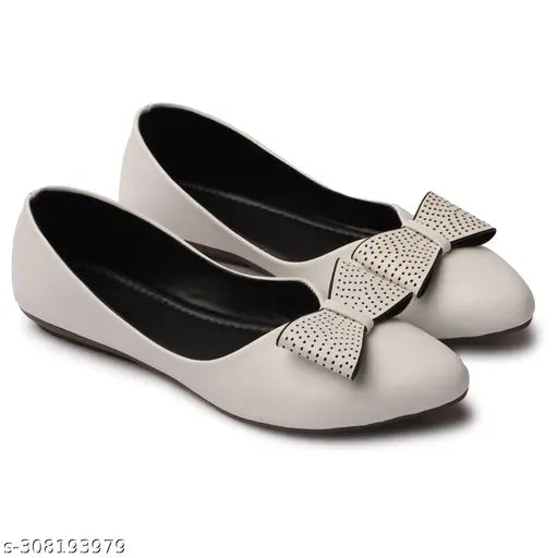 PU women's ballerinas - stylish, comfortable, pointed toe flats with chain and tassel detailing